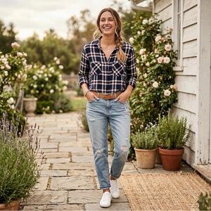 Velvet Heart Navy White & Red Plaid Button-Down Shirt